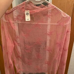 New with tags American Eagle long sleeve. Size small and see through.